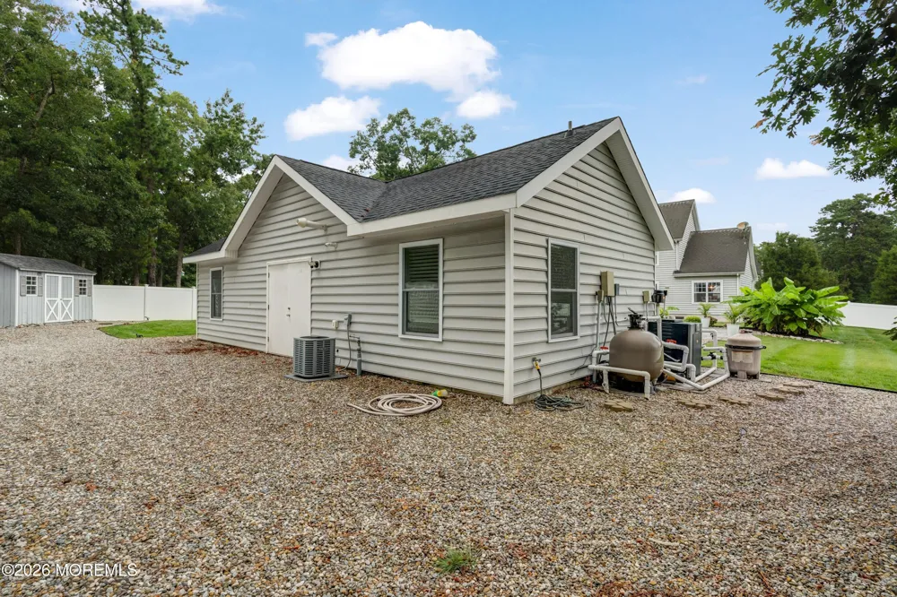 8 Edwards Court Little Egg Harbor, NJ 08087