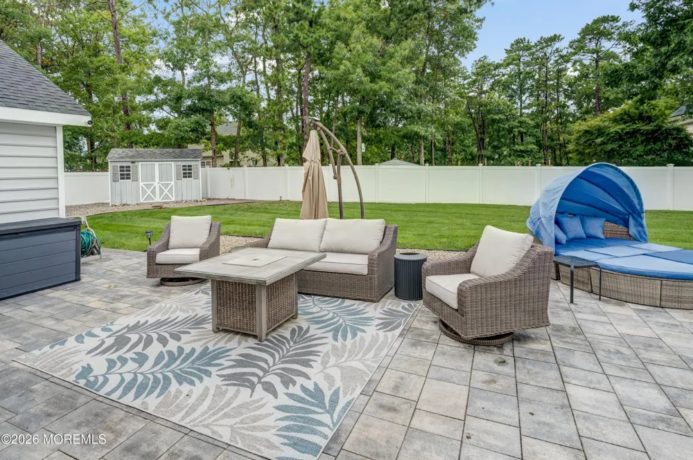 8 Edwards Court Little Egg Harbor, NJ 08087