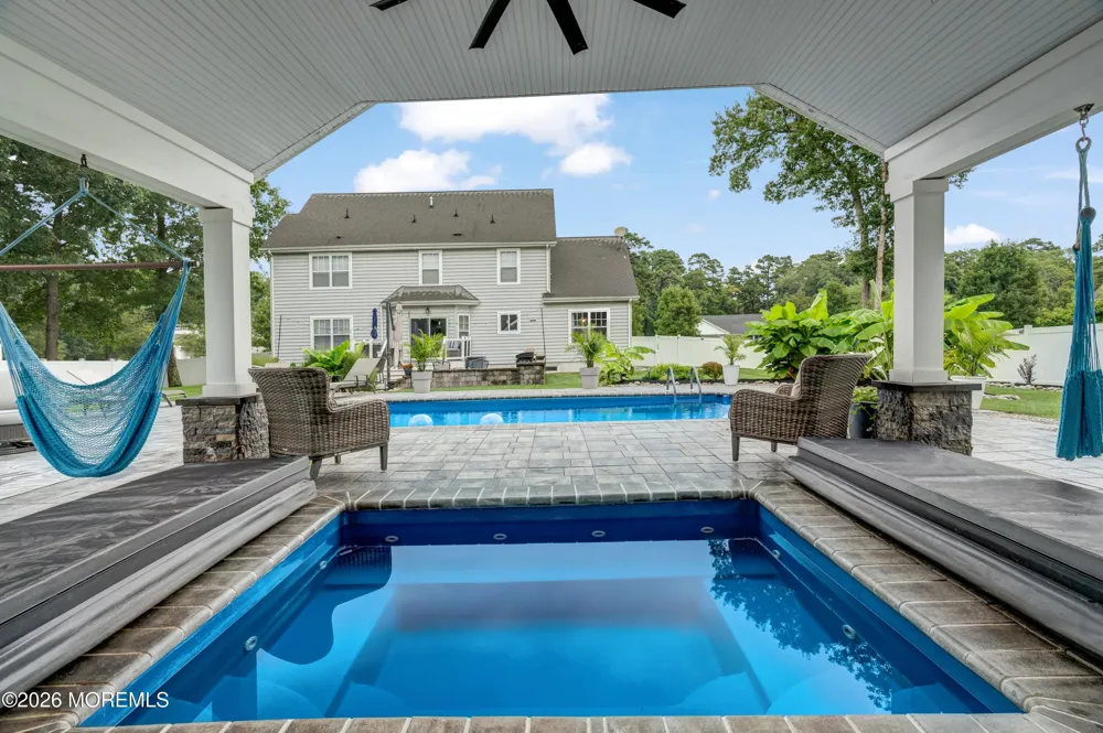 8 Edwards Court Little Egg Harbor, NJ 08087