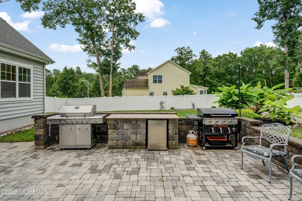 8 Edwards Court Little Egg Harbor, NJ 08087