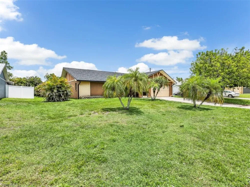 209 NE 9th Court Cape Coral, FL 33909