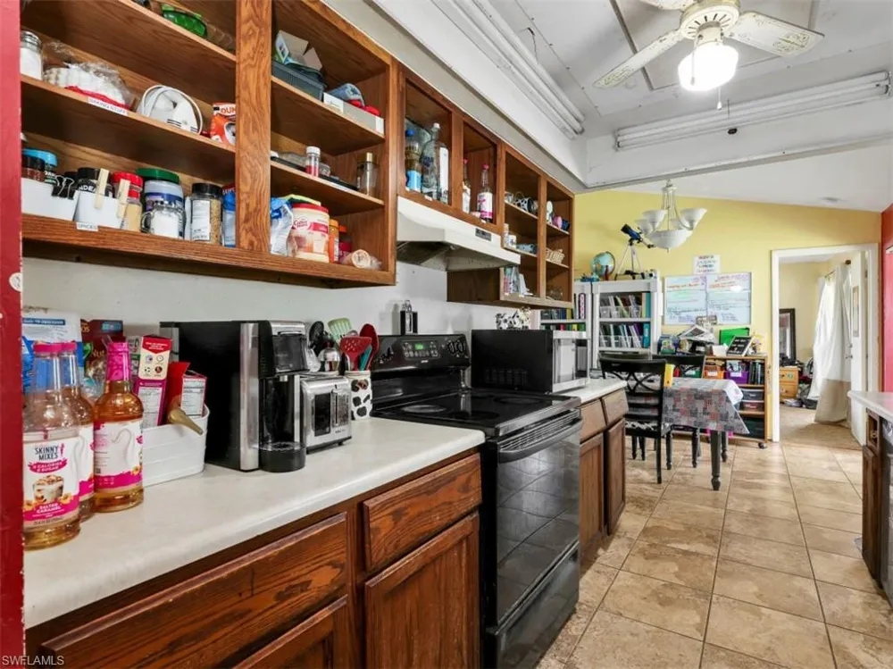 209 NE 9th Court Cape Coral, FL 33909