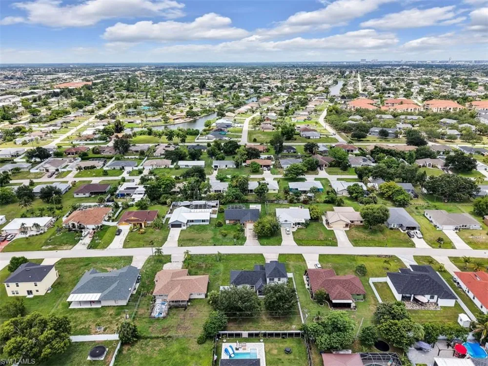 209 NE 9th Court Cape Coral, FL 33909
