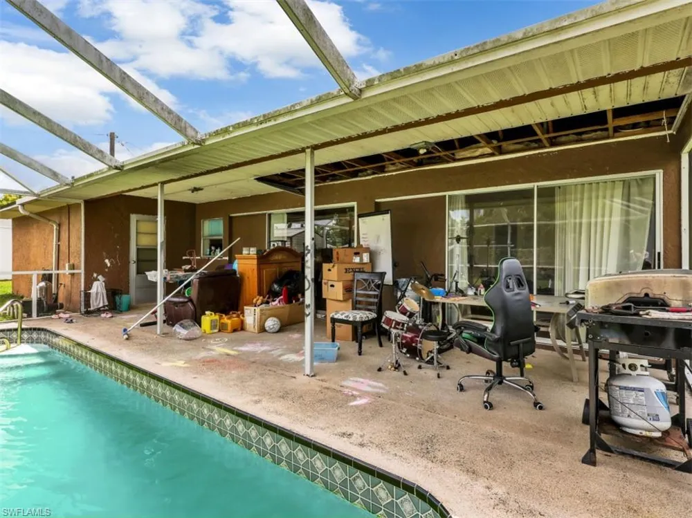 209 NE 9th Court Cape Coral, FL 33909
