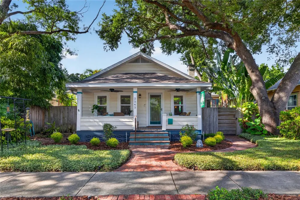 2545 2ND AVENUE St Petersburg, FL 33713