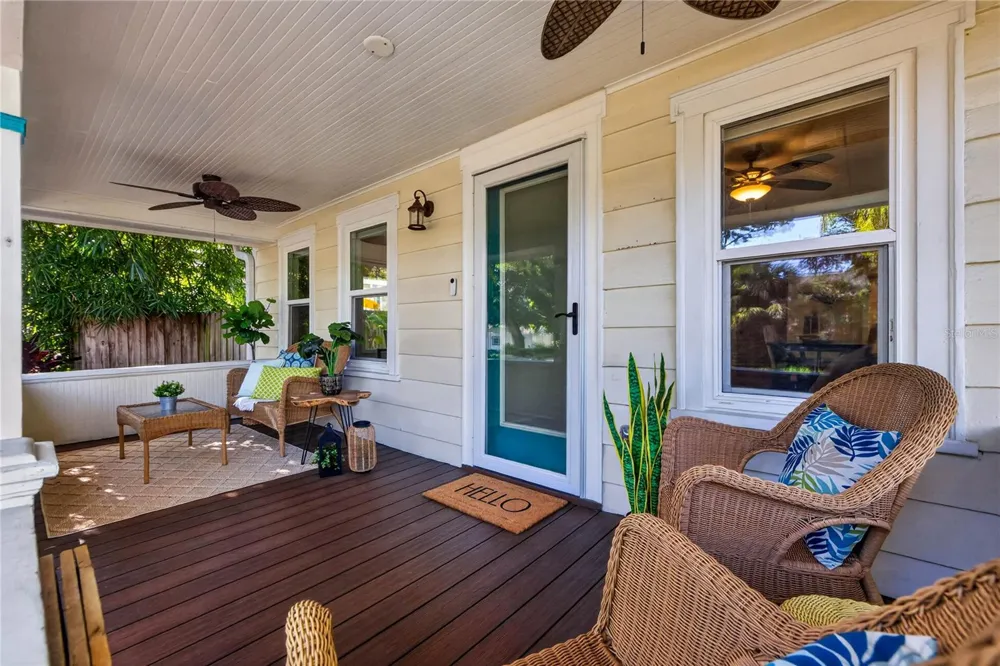 2545 2ND AVENUE St Petersburg, FL 33713