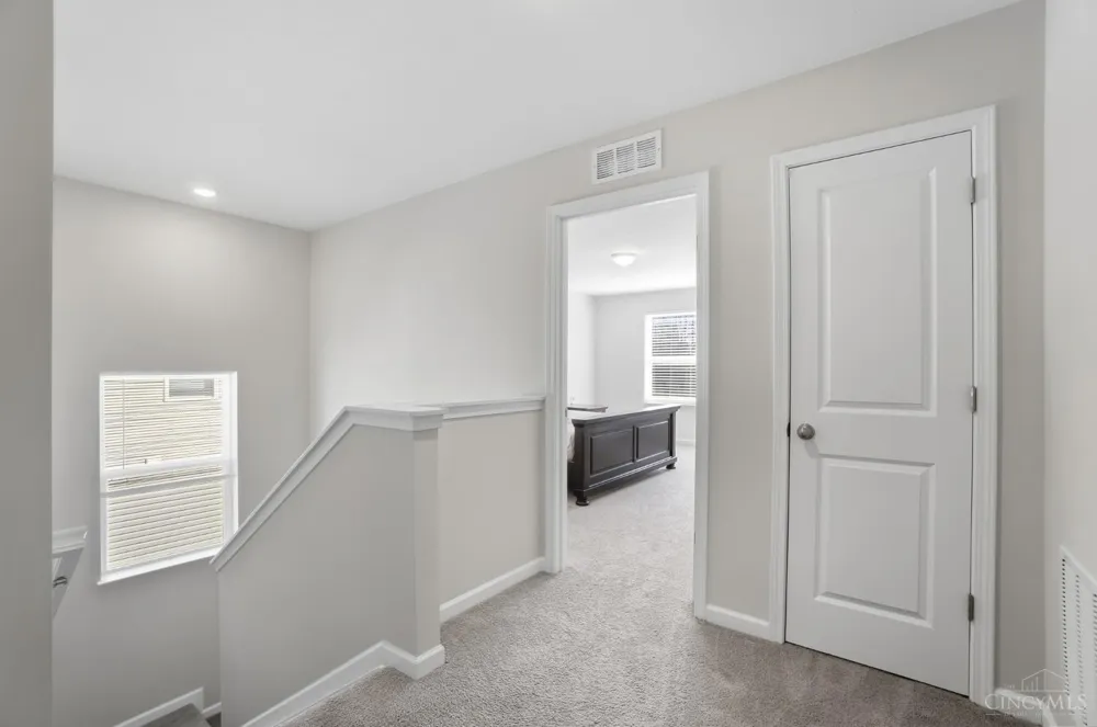 1716 Parkfield Way Goshen, OH 45122