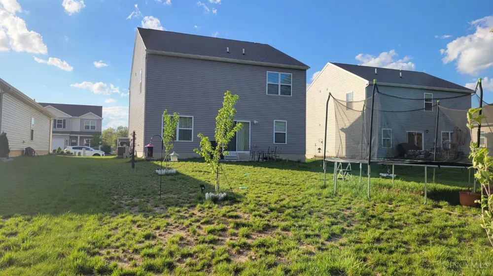 1716 Parkfield Way Goshen, OH 45122