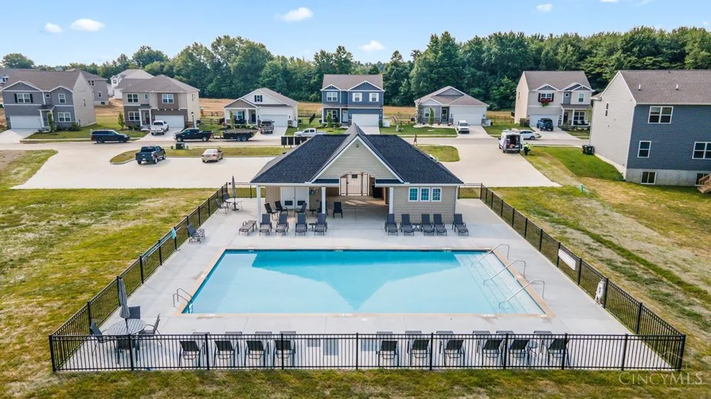 1716 Parkfield Way Goshen, OH 45122