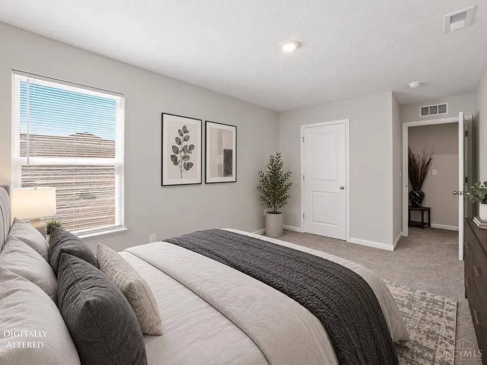 1716 Parkfield Way Goshen, OH 45122