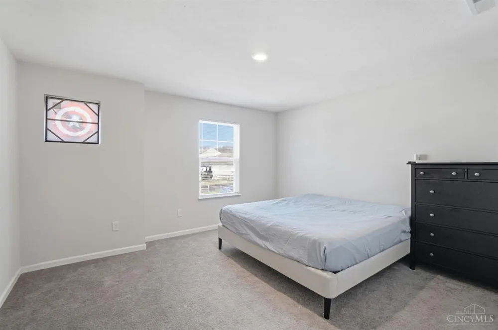 1716 Parkfield Way Goshen, OH 45122