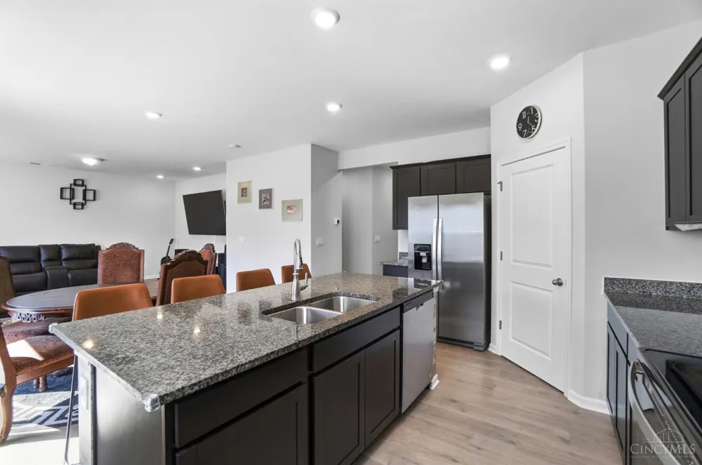 1716 Parkfield Way Goshen, OH 45122