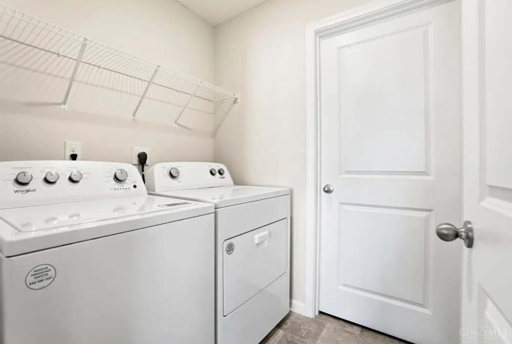 1716 Parkfield Way Goshen, OH 45122