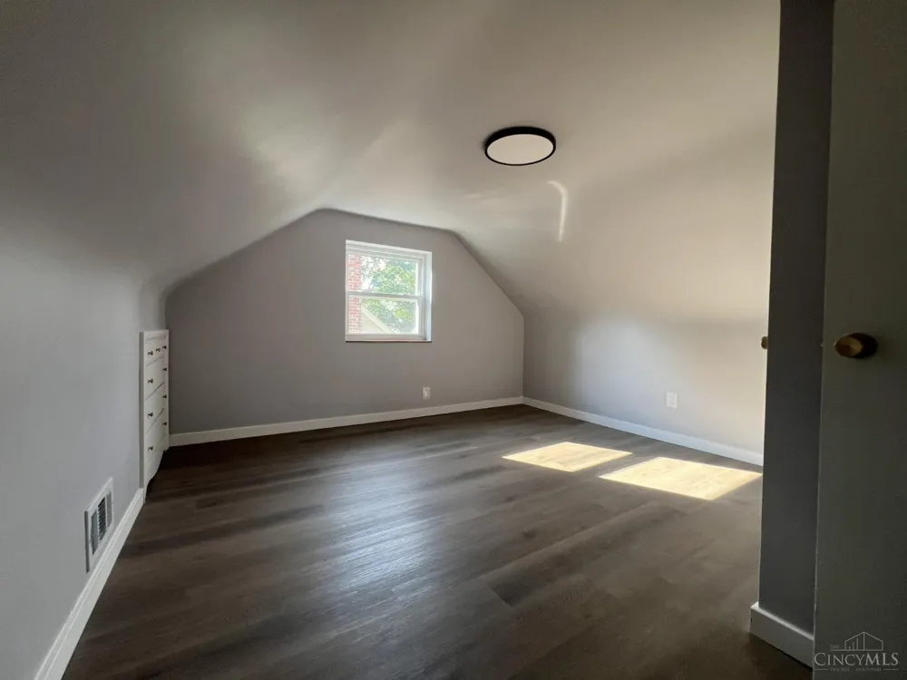 3921 Cedarwood Place Silverton, OH 45213