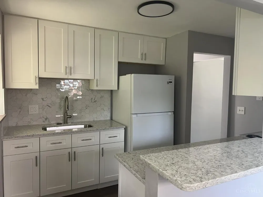 3921 Cedarwood Place Silverton, OH 45213