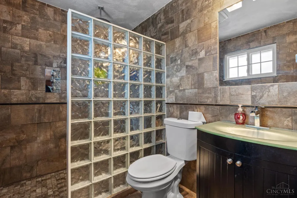 345 Harpwood Drive Franklin, OH 45005