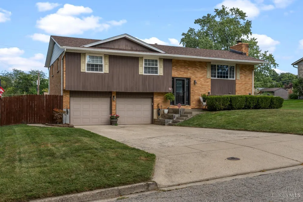 345 Harpwood Drive Franklin, OH 45005