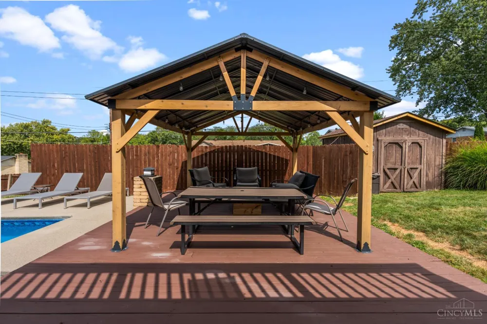 345 Harpwood Drive Franklin, OH 45005