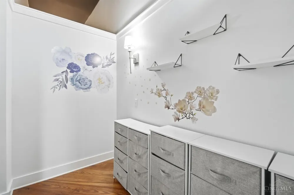 1215 Central Avenue Cincinnati, OH 45214