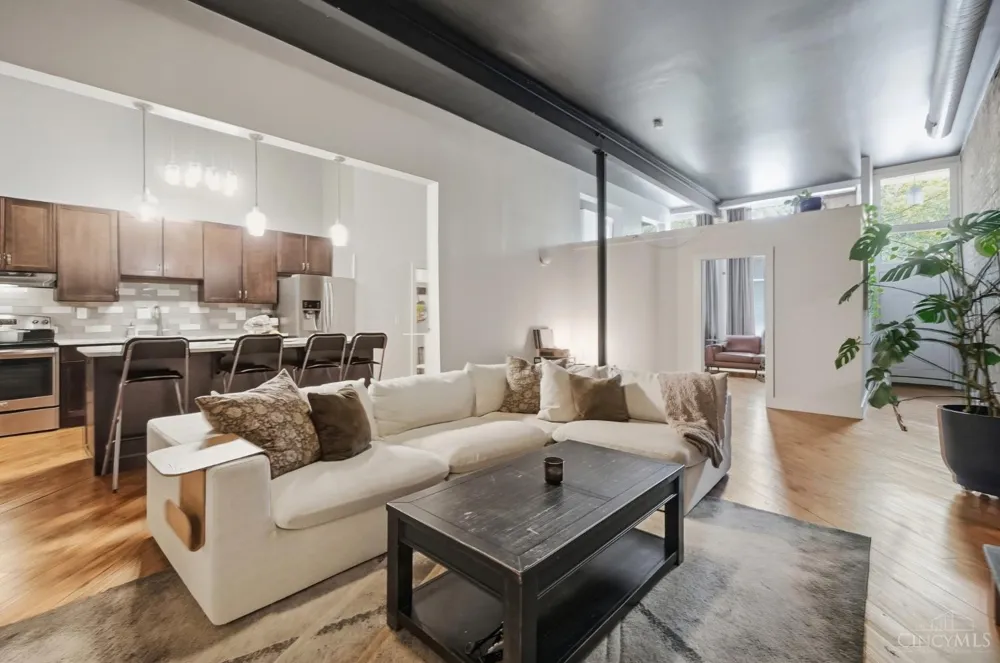 1215 Central Avenue Cincinnati, OH 45214