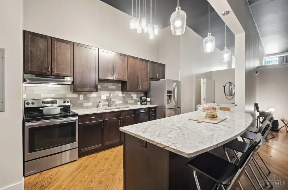 1215 Central Avenue Cincinnati, OH 45214