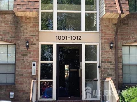 1005 Hidden Village Drive