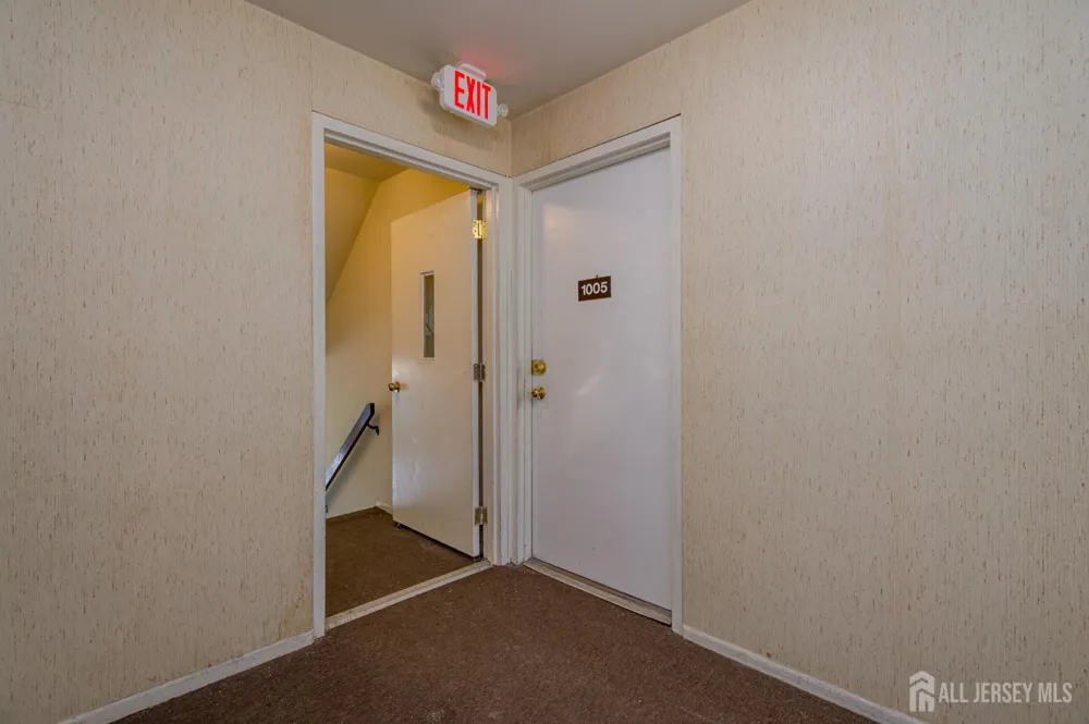 1005 Hidden Village Drive Perth Amboy, NJ 08861