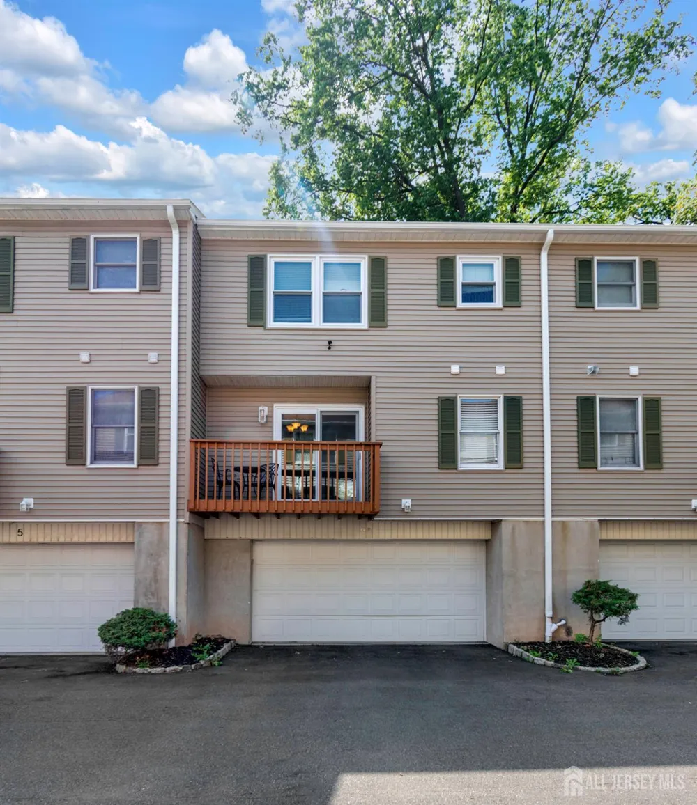 664 Irvington Avenue #6 Maplewood, NJ 07040