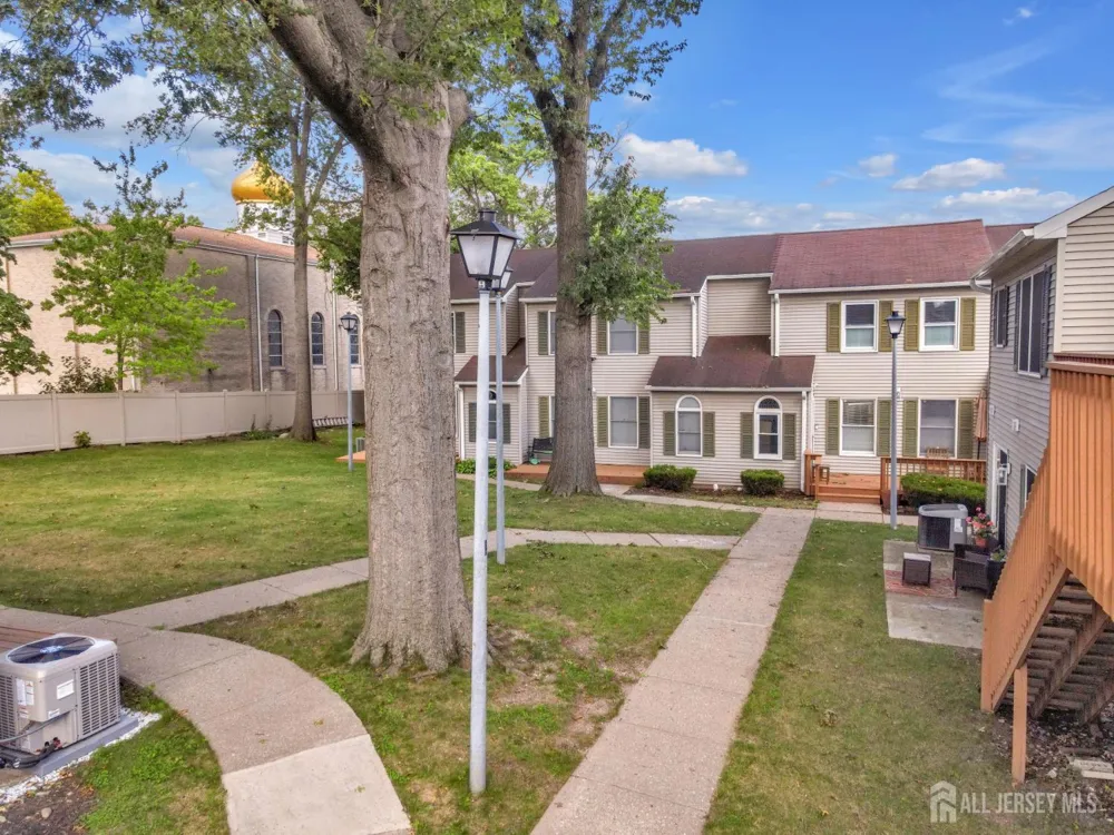 664 Irvington Avenue #6 Maplewood, NJ 07040