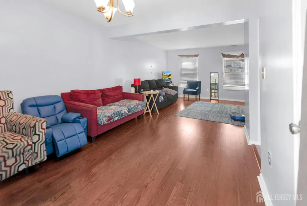 664 Irvington Avenue #6 Maplewood, NJ 07040