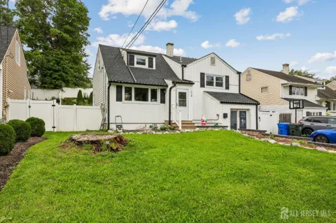 218 McFarlane Road