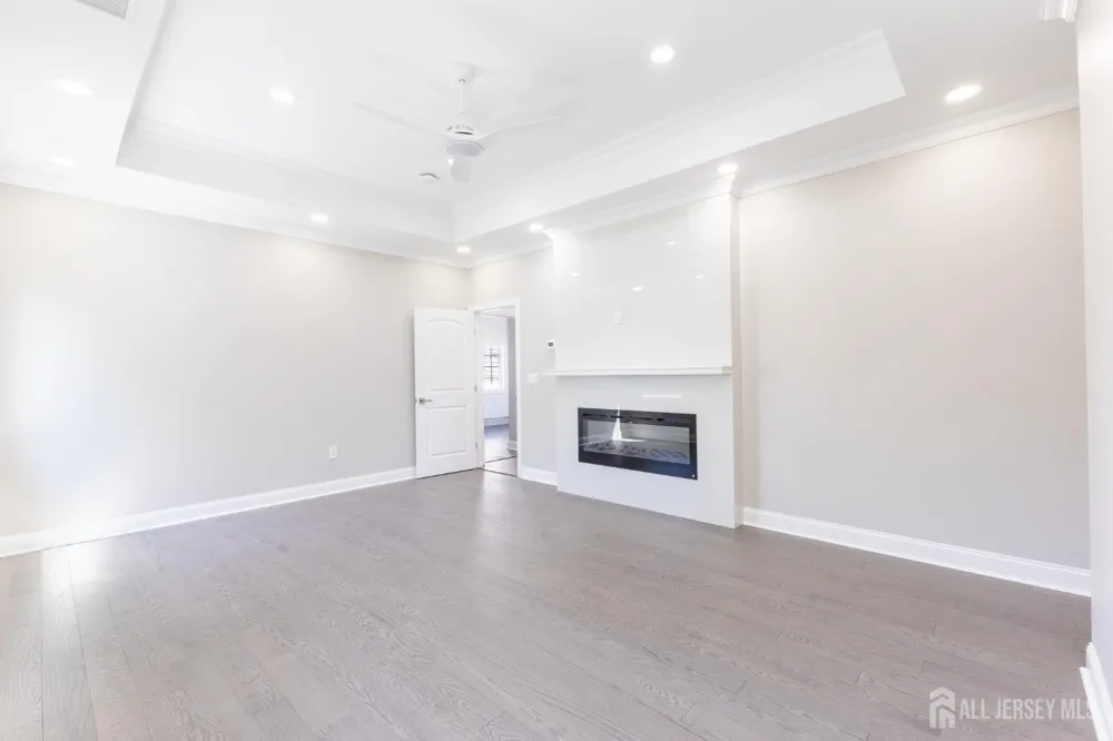 117 E Berkley Boulevard Iselin, NJ 08830