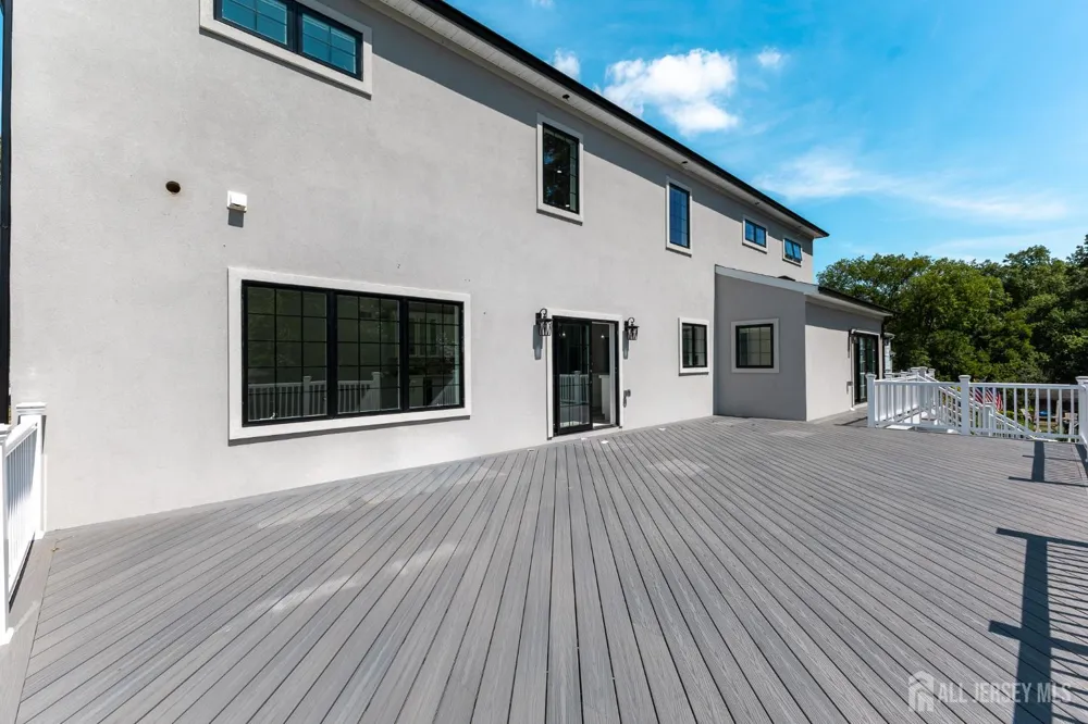 117 E Berkley Boulevard Iselin, NJ 08830