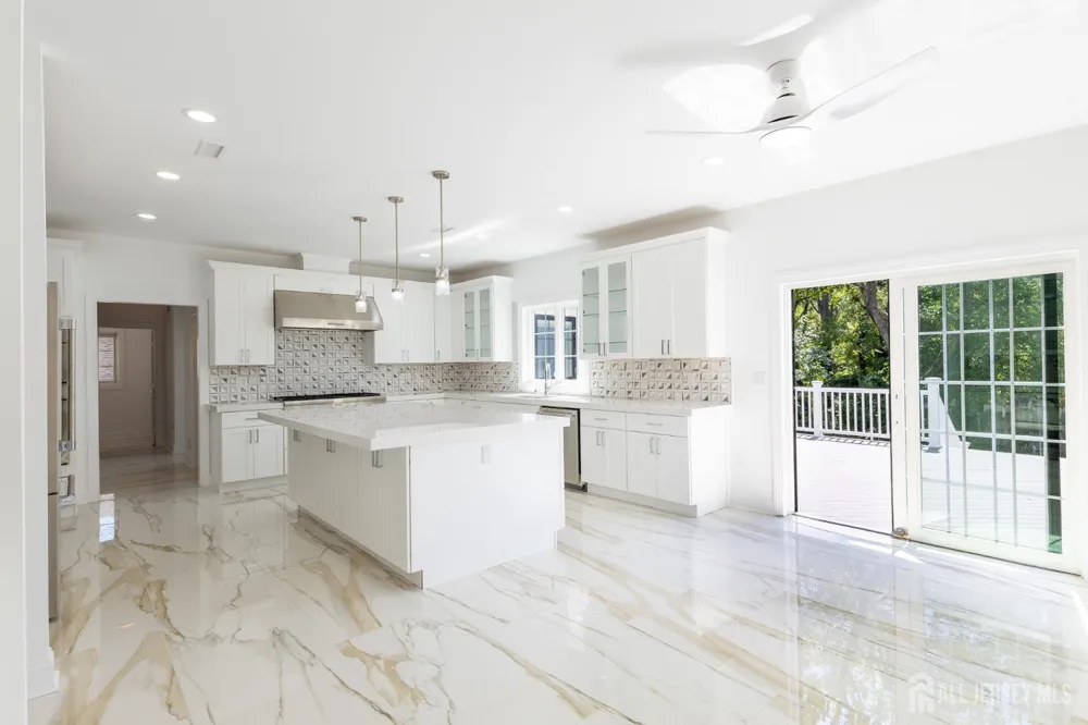 117 E Berkley Boulevard Iselin, NJ 08830