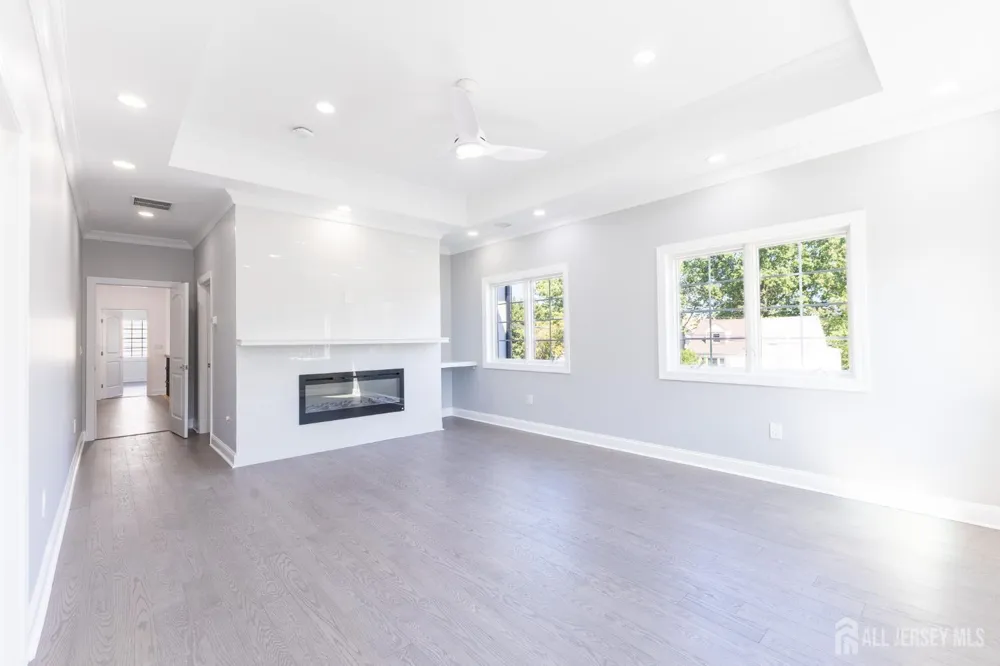 117 E Berkley Boulevard Iselin, NJ 08830