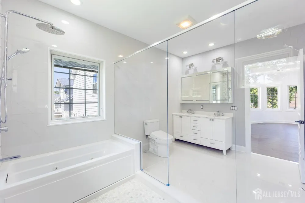 117 E Berkley Boulevard Iselin, NJ 08830