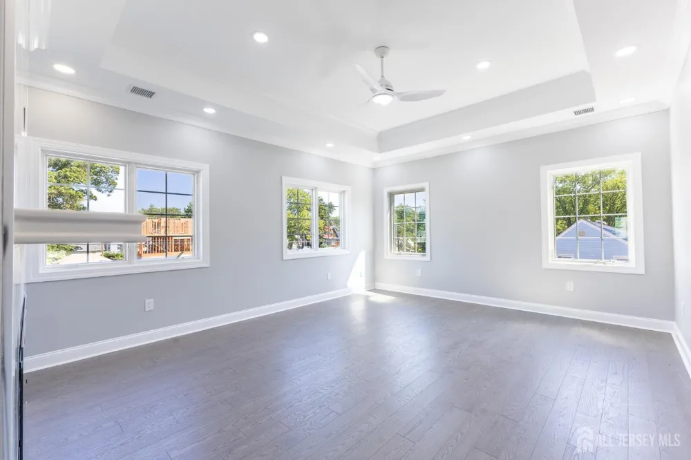 117 E Berkley Boulevard Iselin, NJ 08830