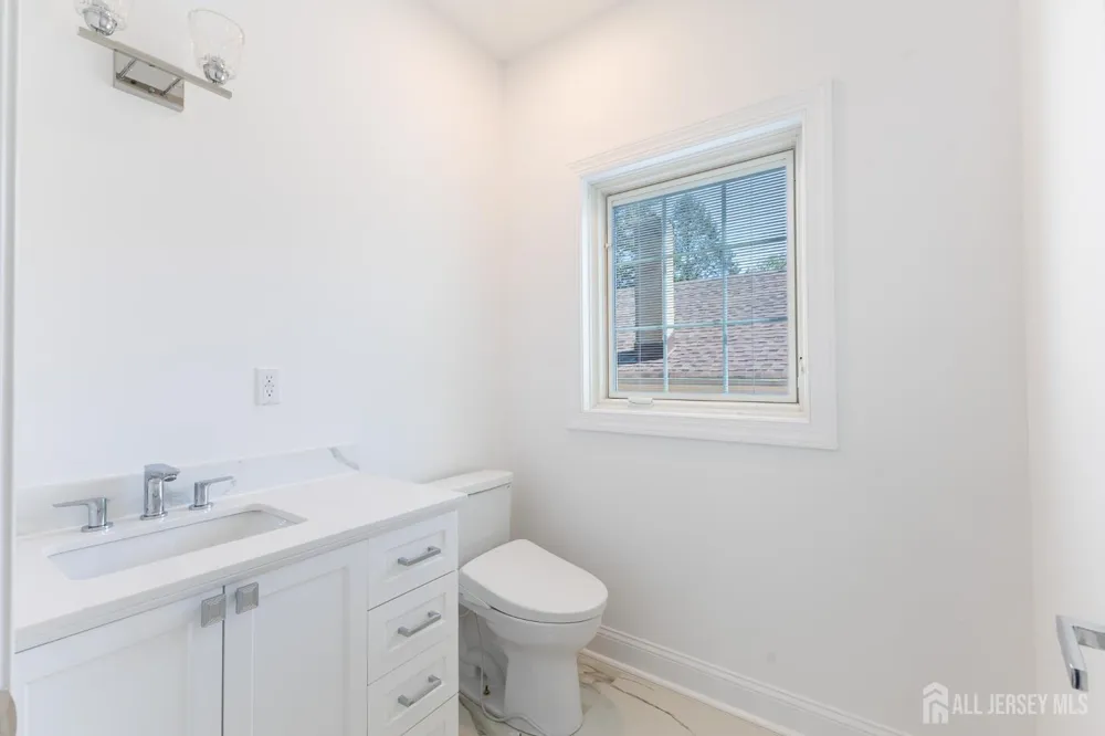 117 E Berkley Boulevard Iselin, NJ 08830