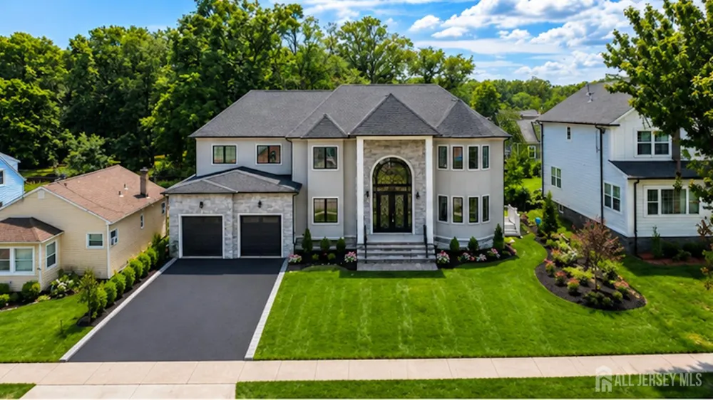 117 E Berkley Boulevard Iselin, NJ 08830
