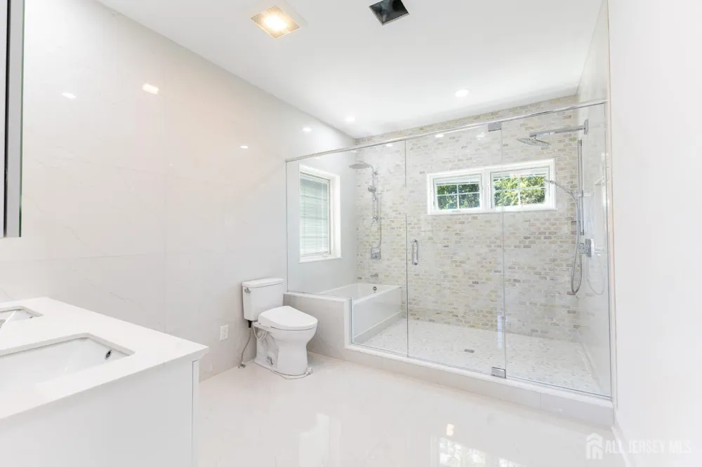 117 E Berkley Boulevard Iselin, NJ 08830