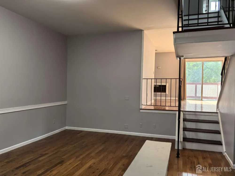 21 Lake Avenue #7A East Brunswick, NJ 08816