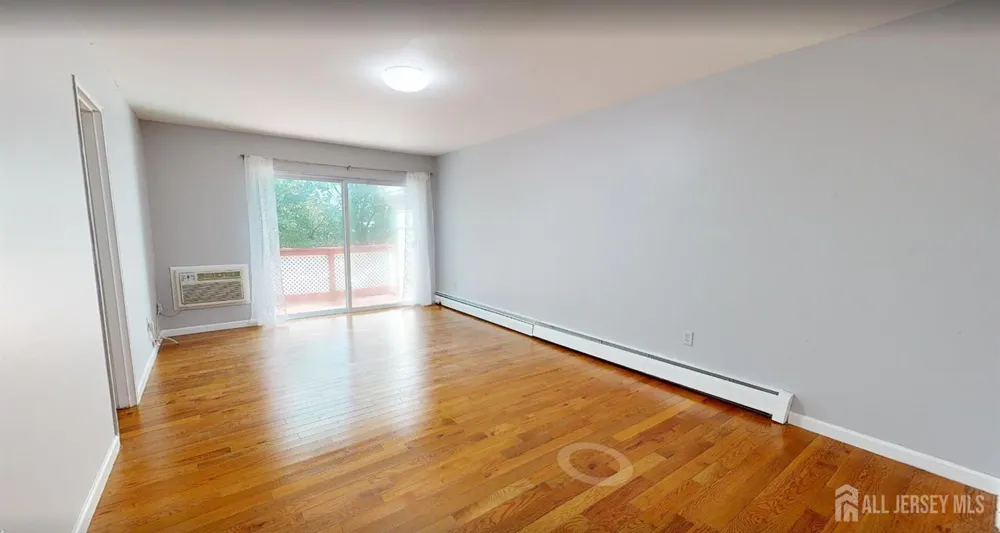 21 Lake Avenue #7A East Brunswick, NJ 08816