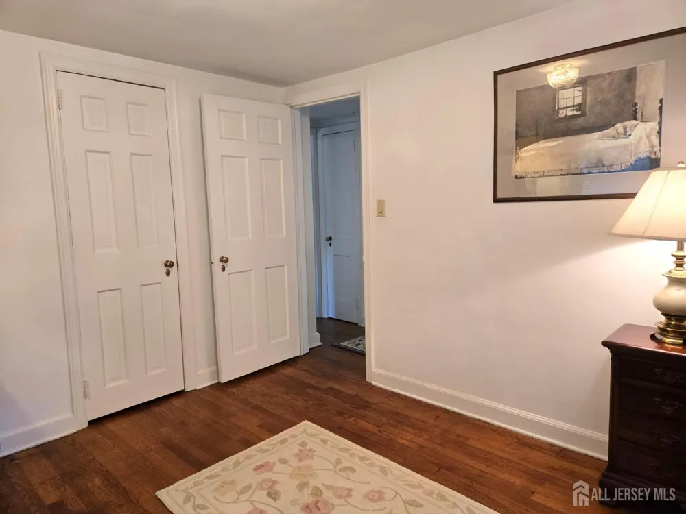 30 McCoy Avenue Metuchen, NJ 08840