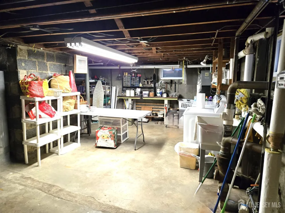 30 McCoy Avenue Metuchen, NJ 08840