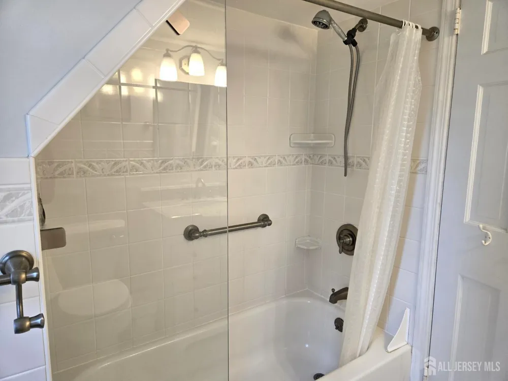 30 McCoy Avenue Metuchen, NJ 08840