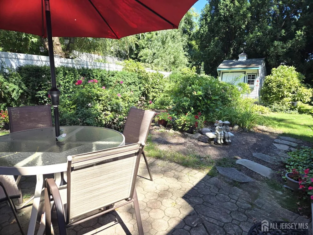 30 McCoy Avenue Metuchen, NJ 08840