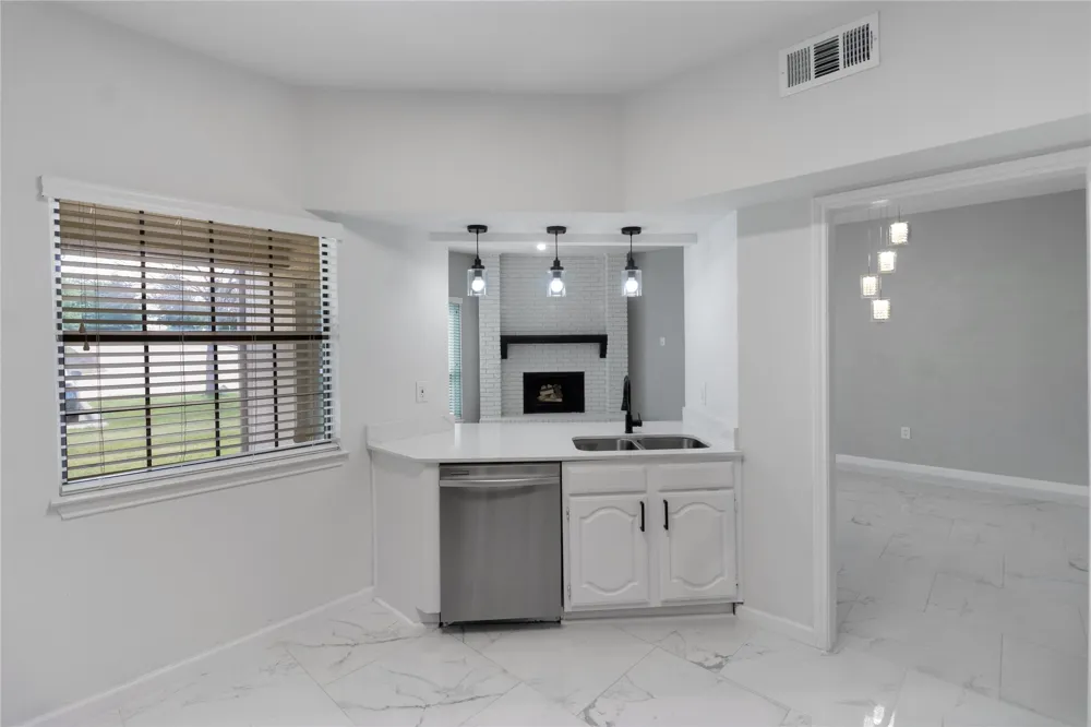 2835 Keller Springs Road #903 Carrollton, TX 75006