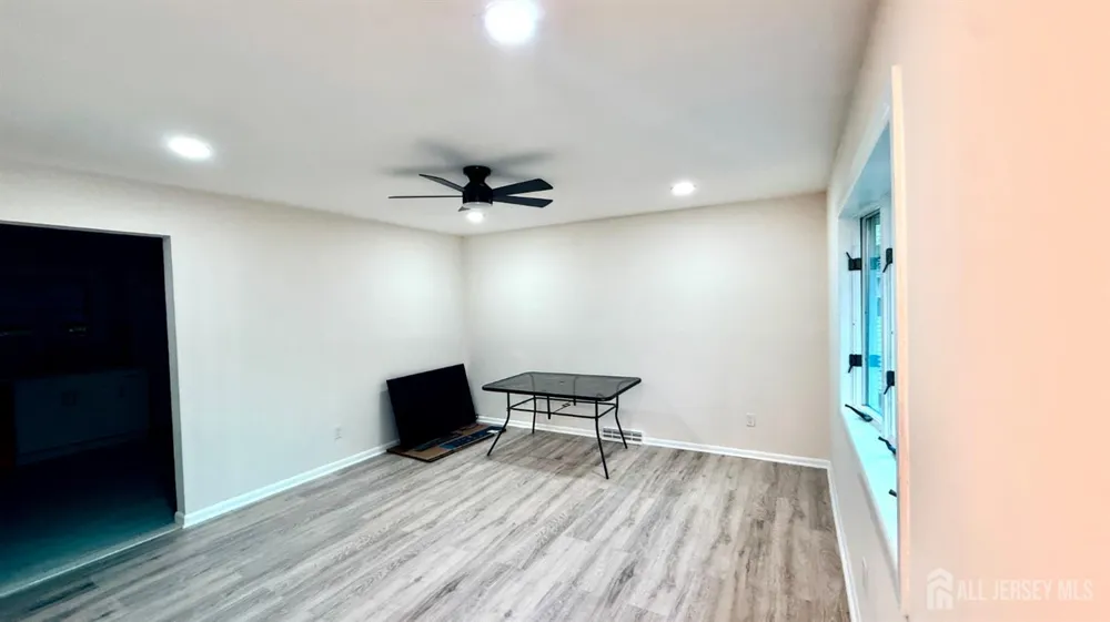 23 Apollo Avenue Avenel, NJ 07001