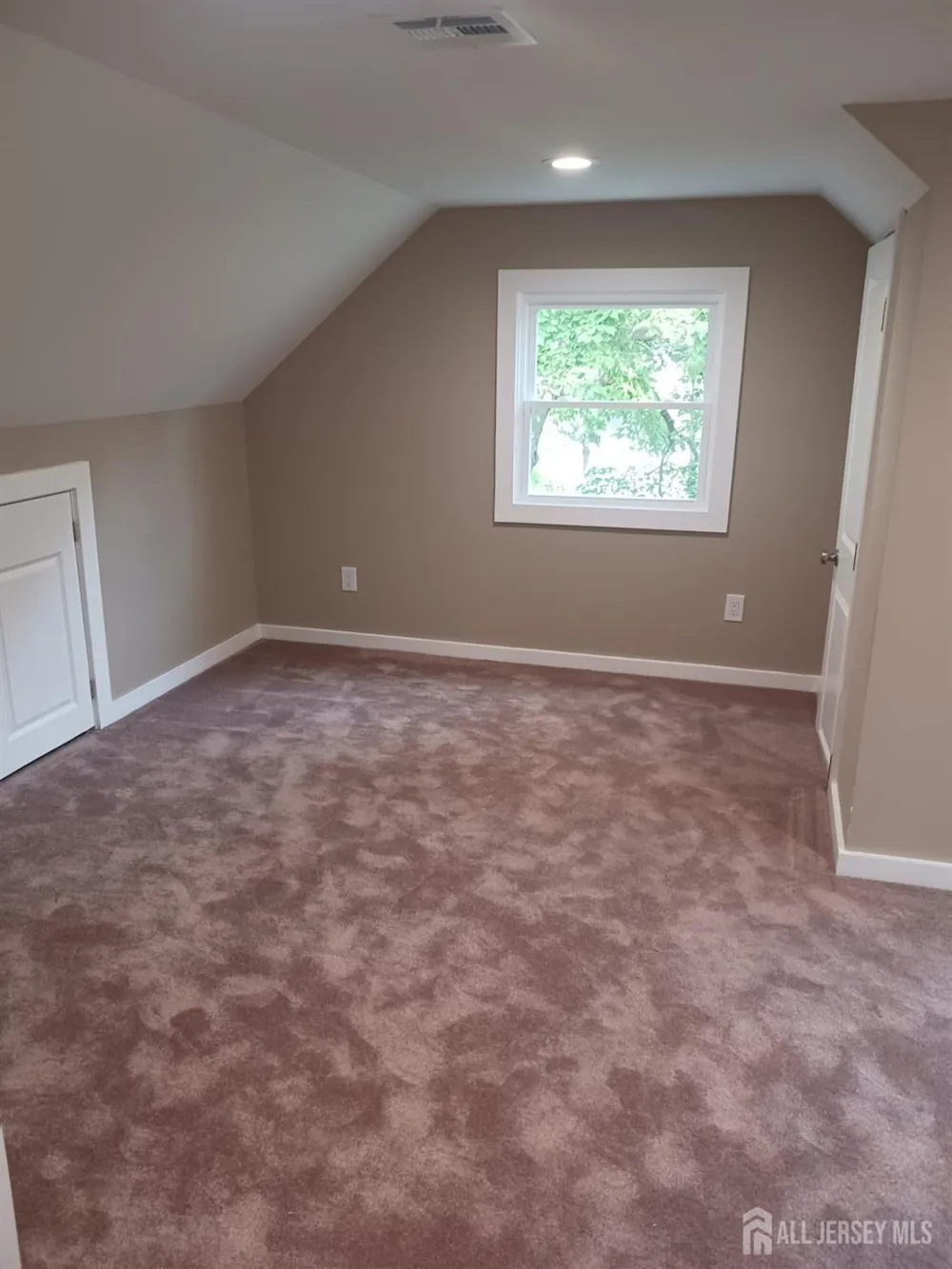 37 Harrison Avenue East Brunswick, NJ 08816