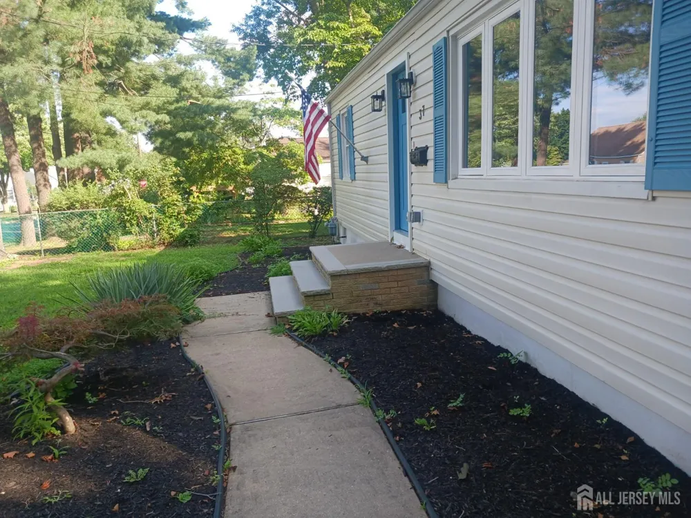 37 Harrison Avenue East Brunswick, NJ 08816